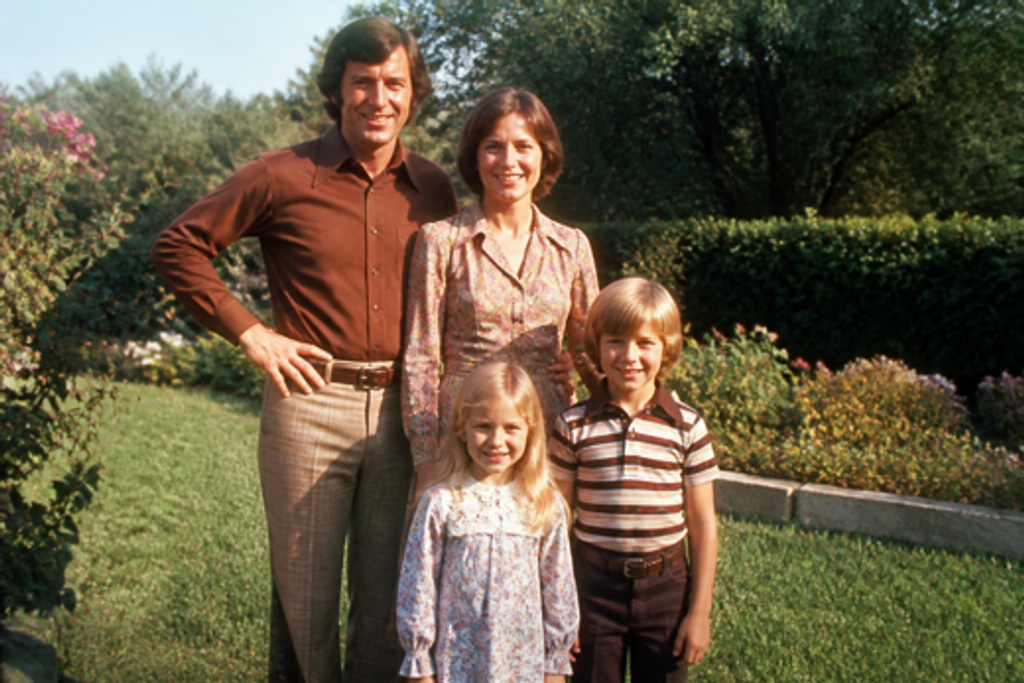 A soft 1970s family print scanned small